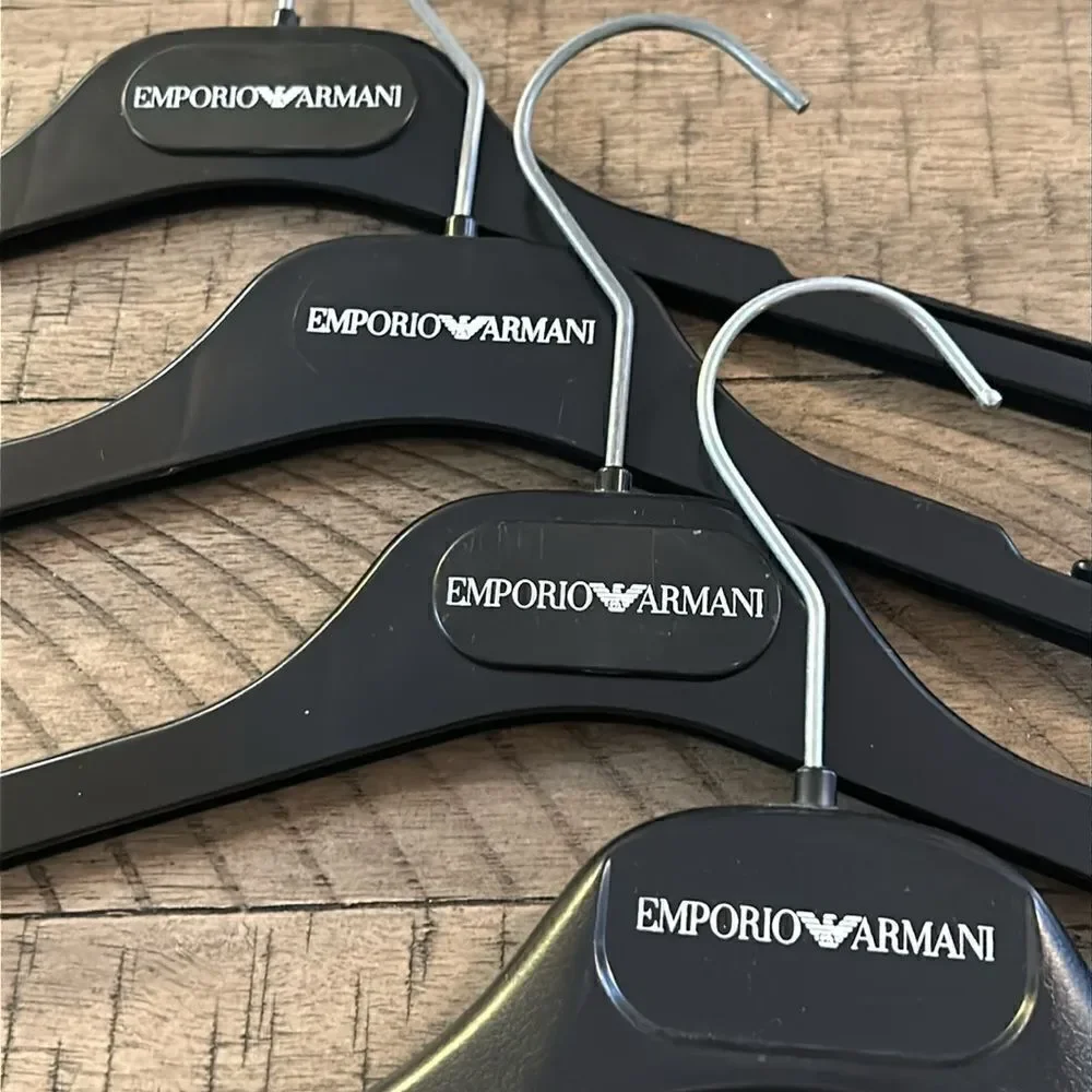 Emporio Armani Shirt 👚 & Sweater Hangars (1 w/ velvet) Set of 4 Get Organized.
